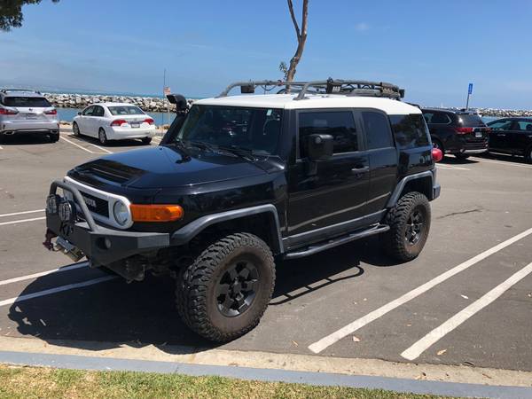 2007 Toyota Fj Cruiser Lifted Black On Black Excellent Condition