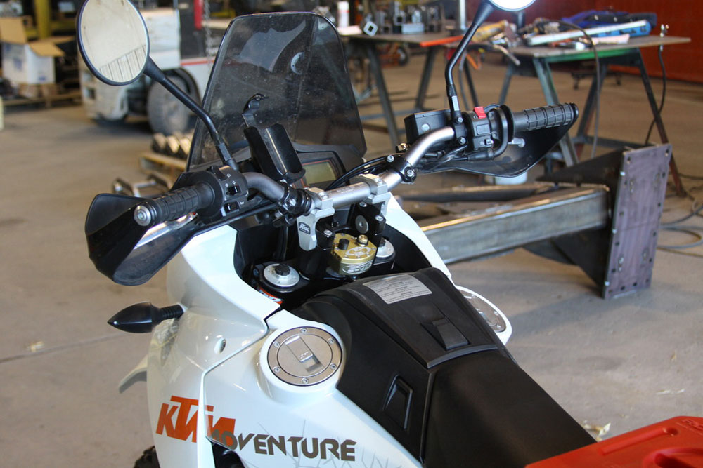 Featured Motorcycle ExPo Member Mechanical’s KTM 990 Expedition Portal