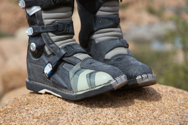 Bmw gs hotsell pro boots price