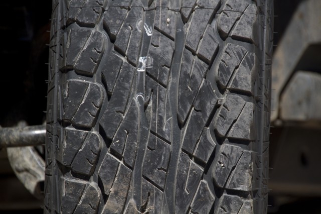 14Summer_Tire_Dick_Falken 002