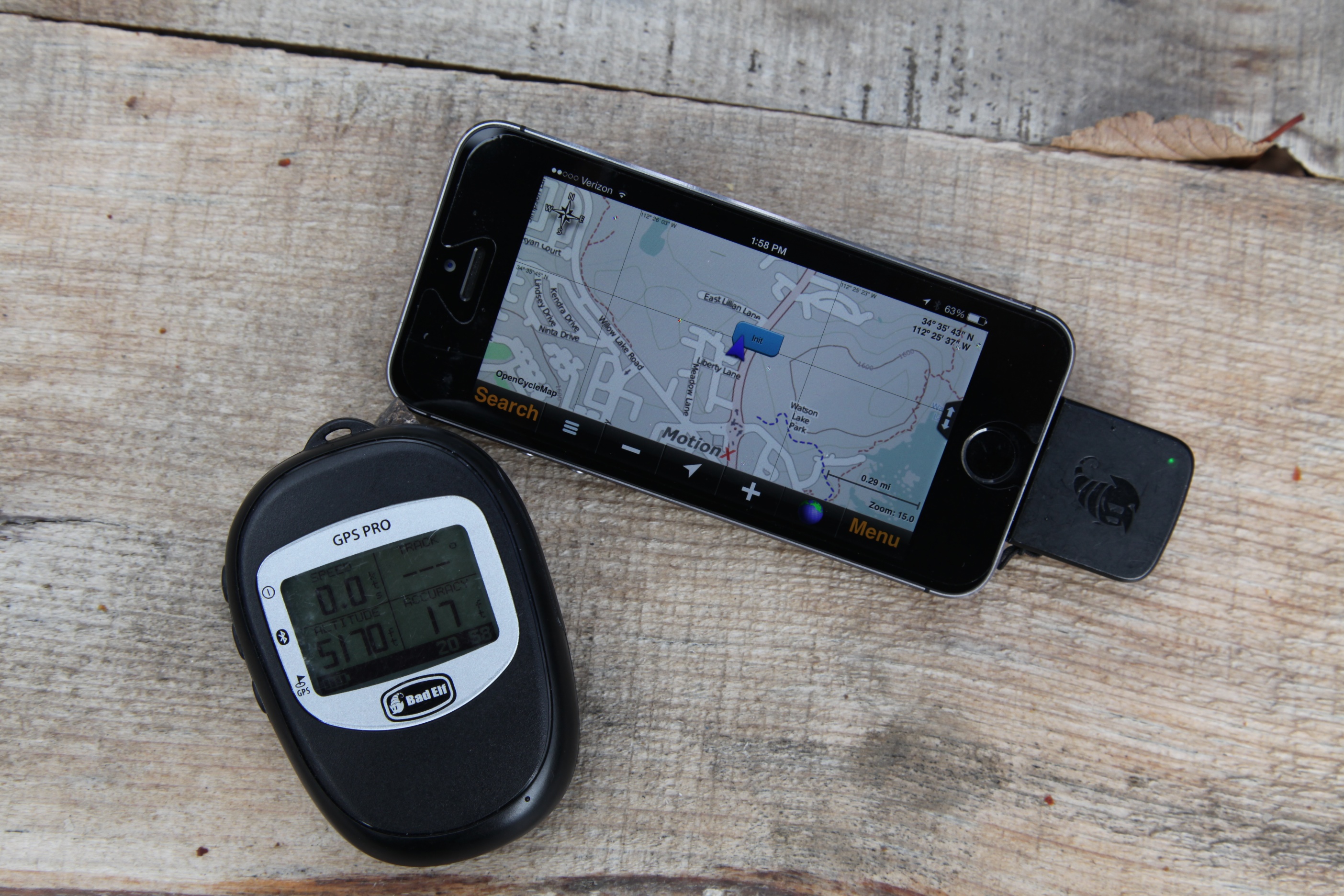 Car GPS units vs smartphone apps: What you need to know