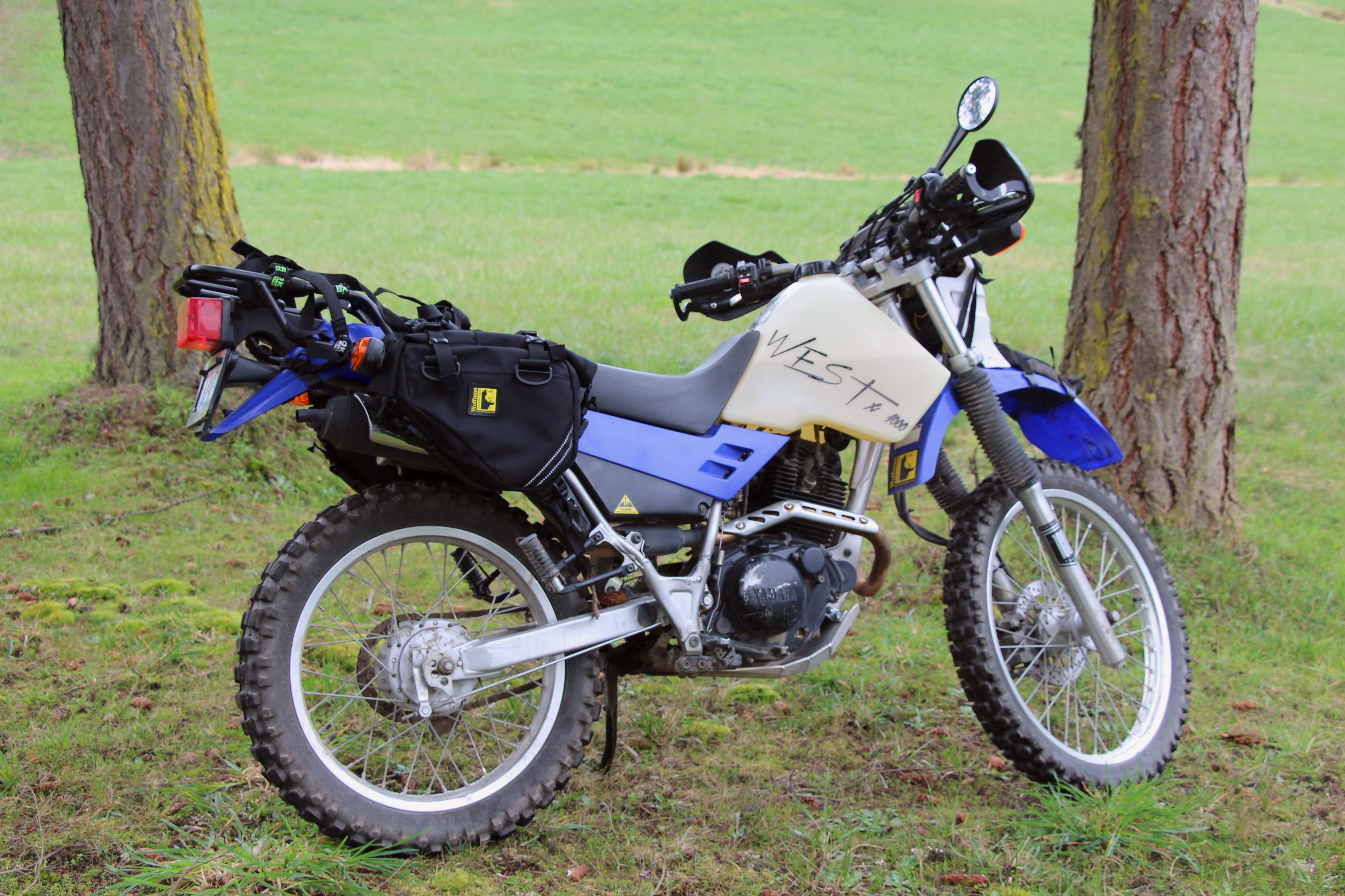 Xt250 adventure online bike