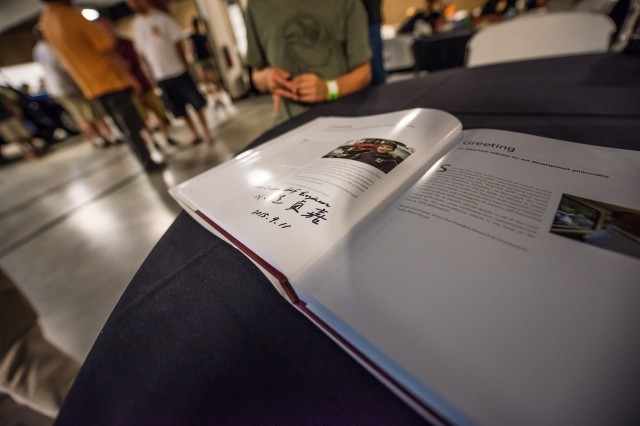 japan engineer signing book-1-2