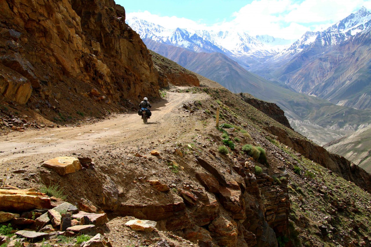 Into the mountains - the Hindu Kush of Pakistan in the distance