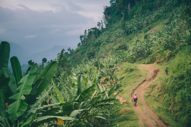 bikepacking-uganda-rwanda-15