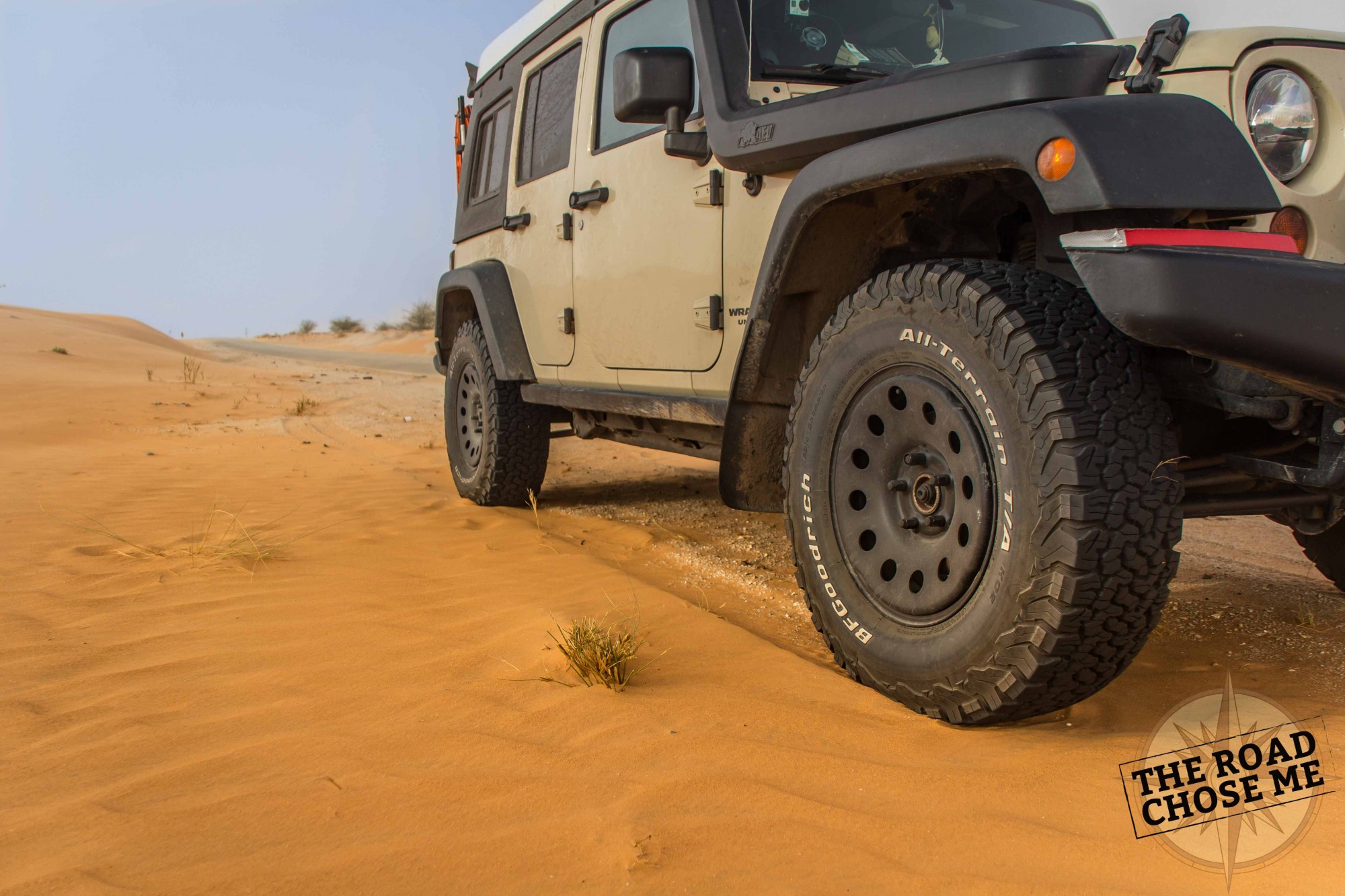 mauritania-jeep-desert