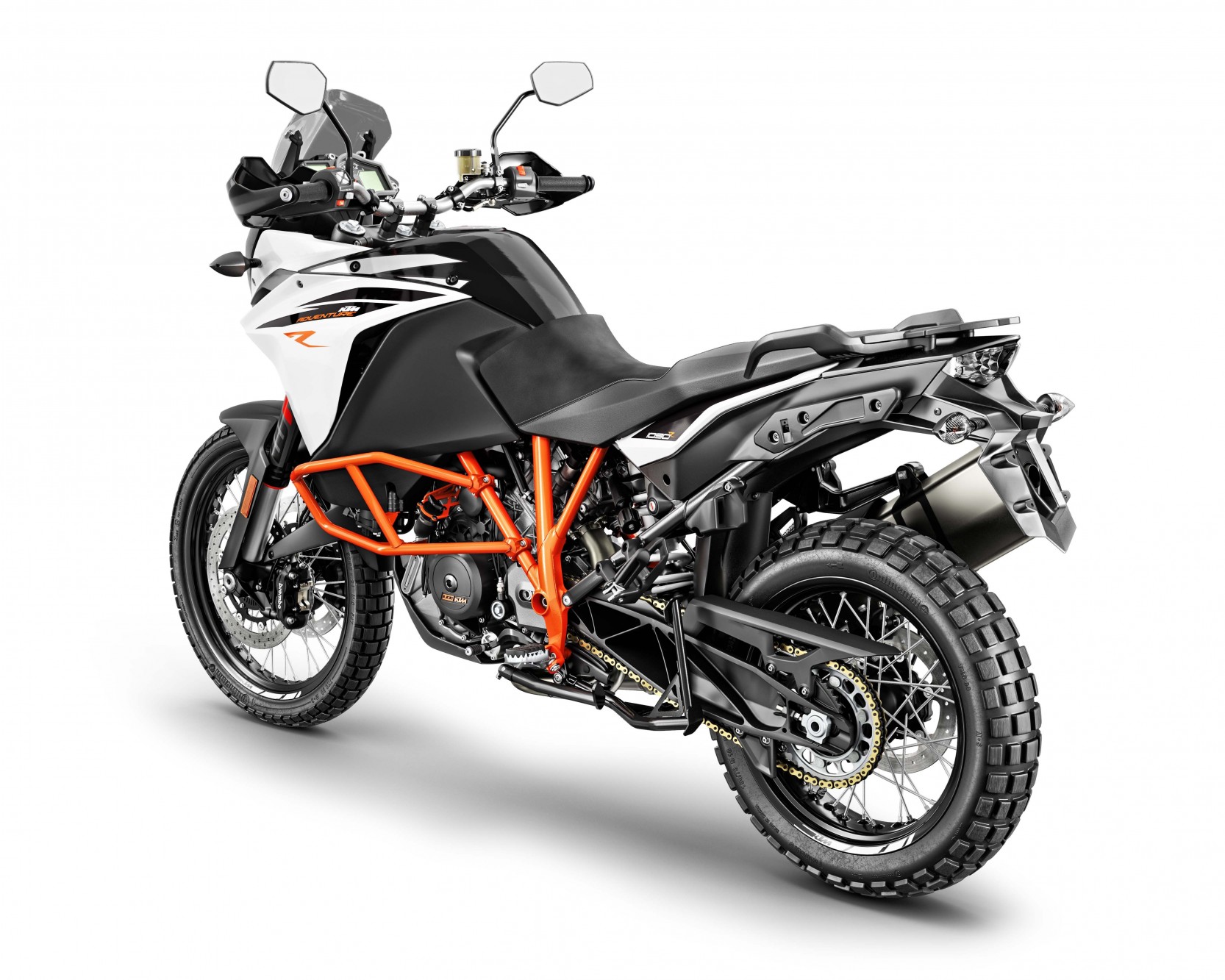 2017-KTM-1090-Adventure-R-08