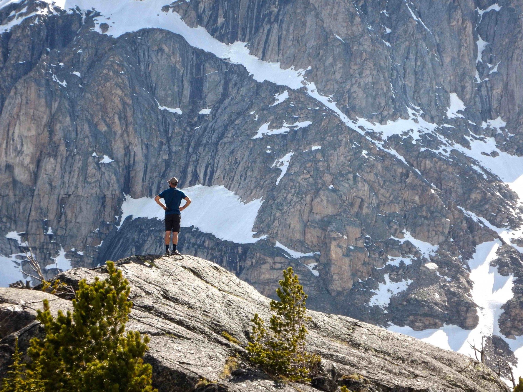 d hiking in glacier nat park photo heather lea