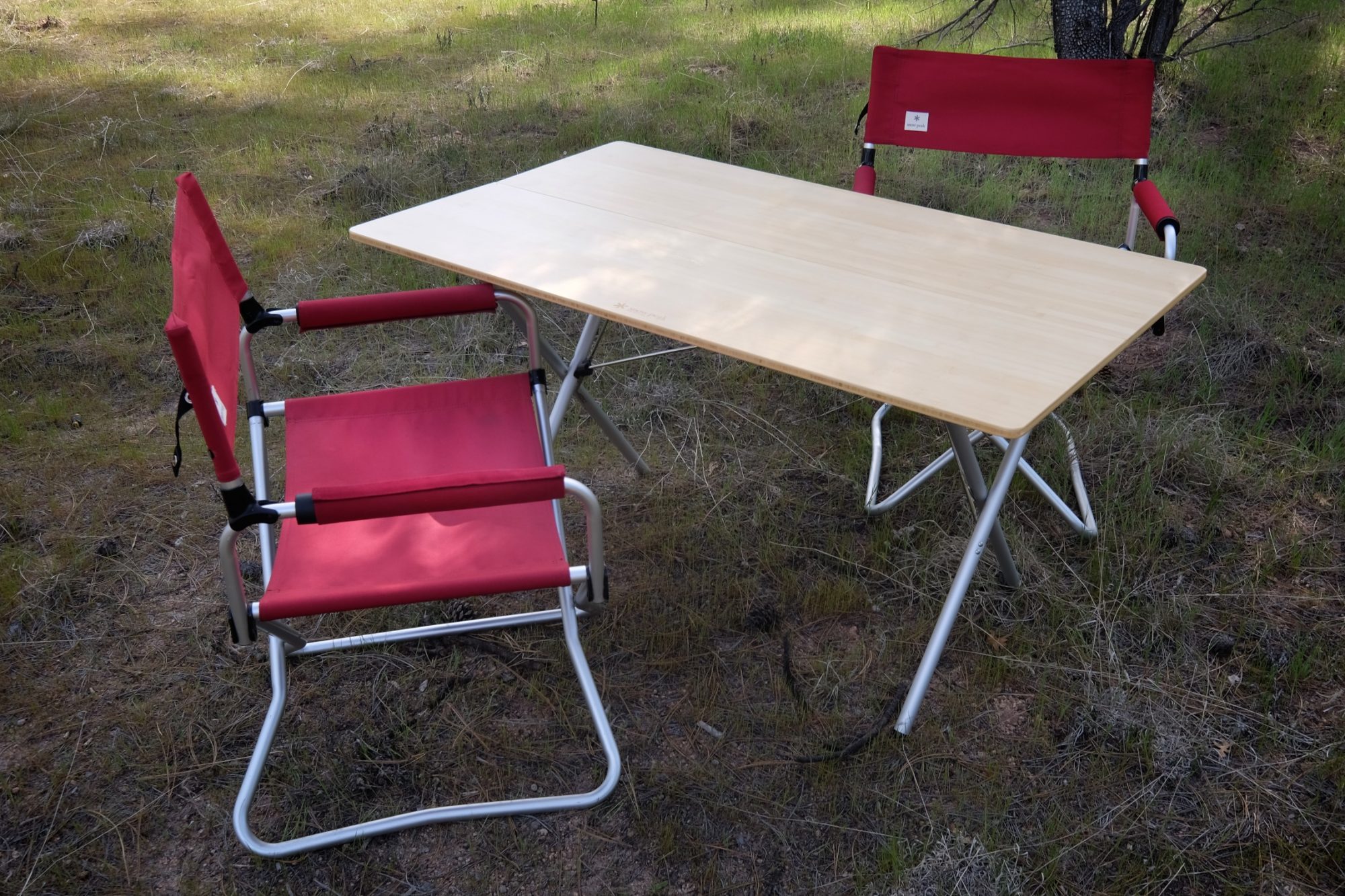 Field Tested: Snow Peak Single Action Table and Red Chairs