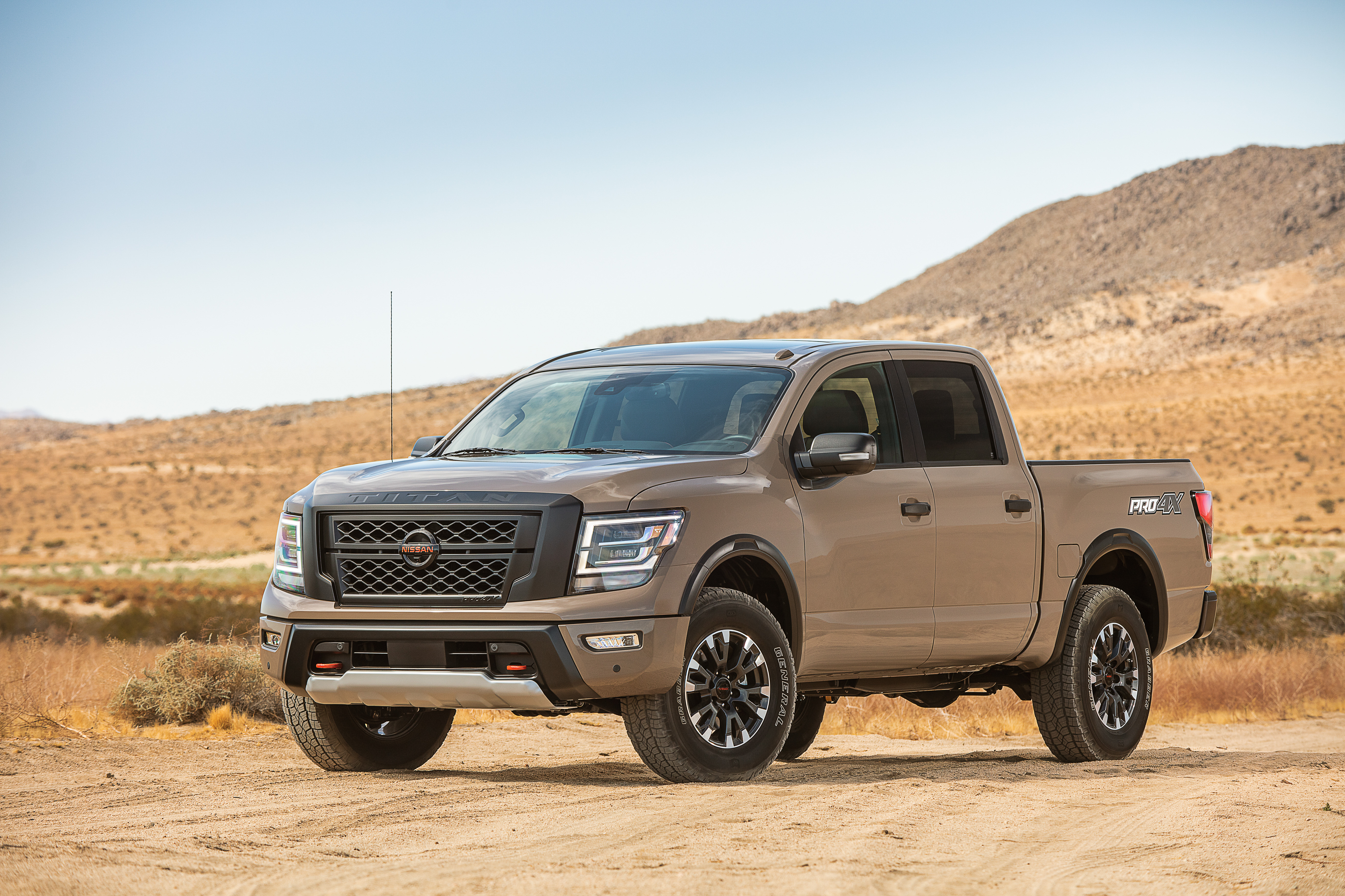 2019 nissan titan online hp