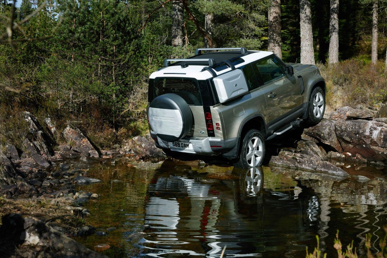 The New Defender Takes On the World - Expedition Portal