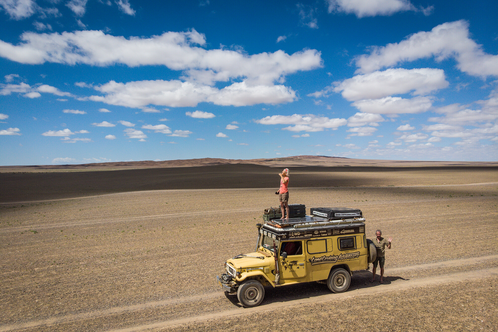 The Hitchhikers' Guide to the Gobi: Three-wheeling Through the Desert -  Bike China Adventures