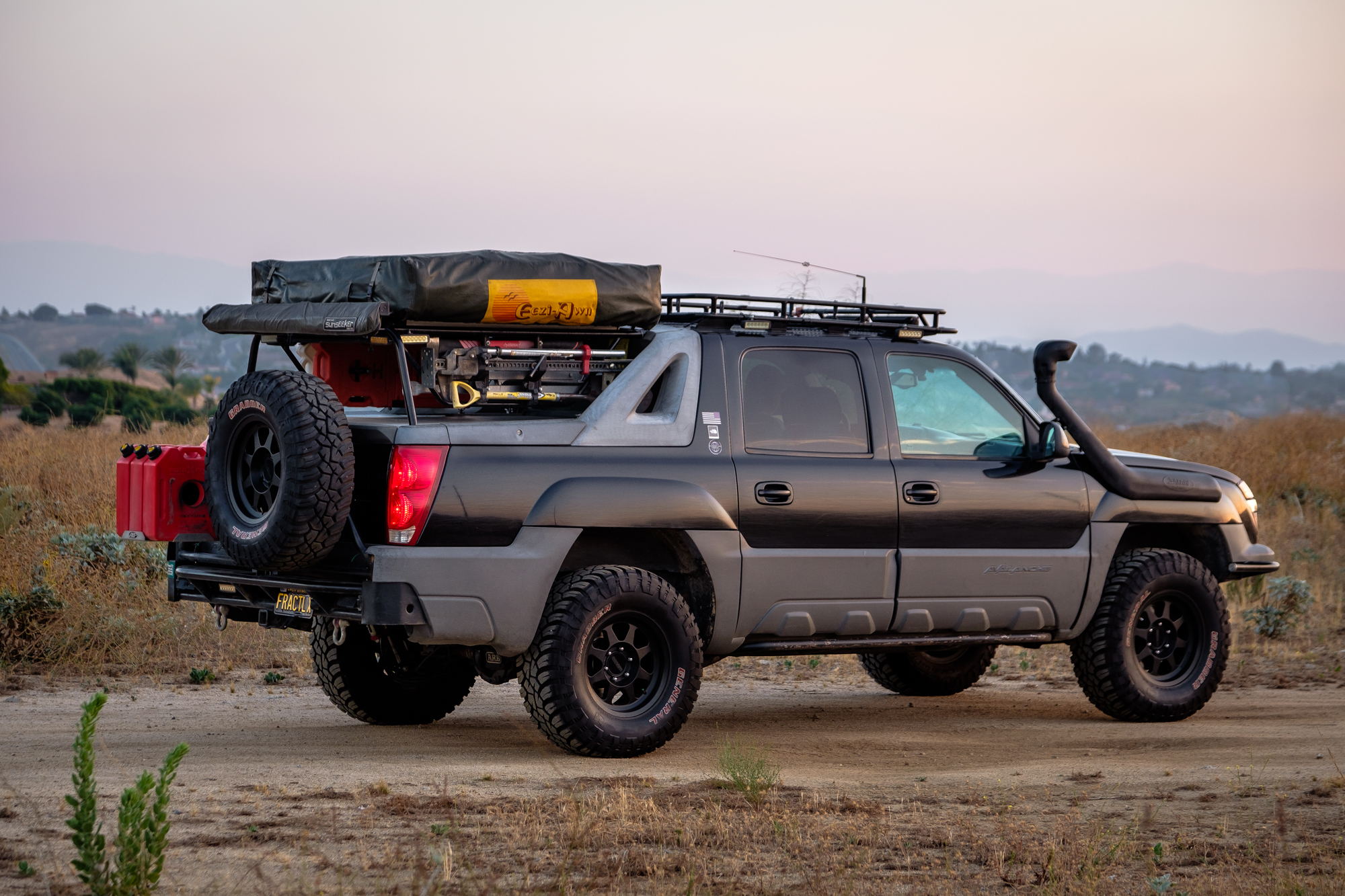 chevy avalanche bed rack.