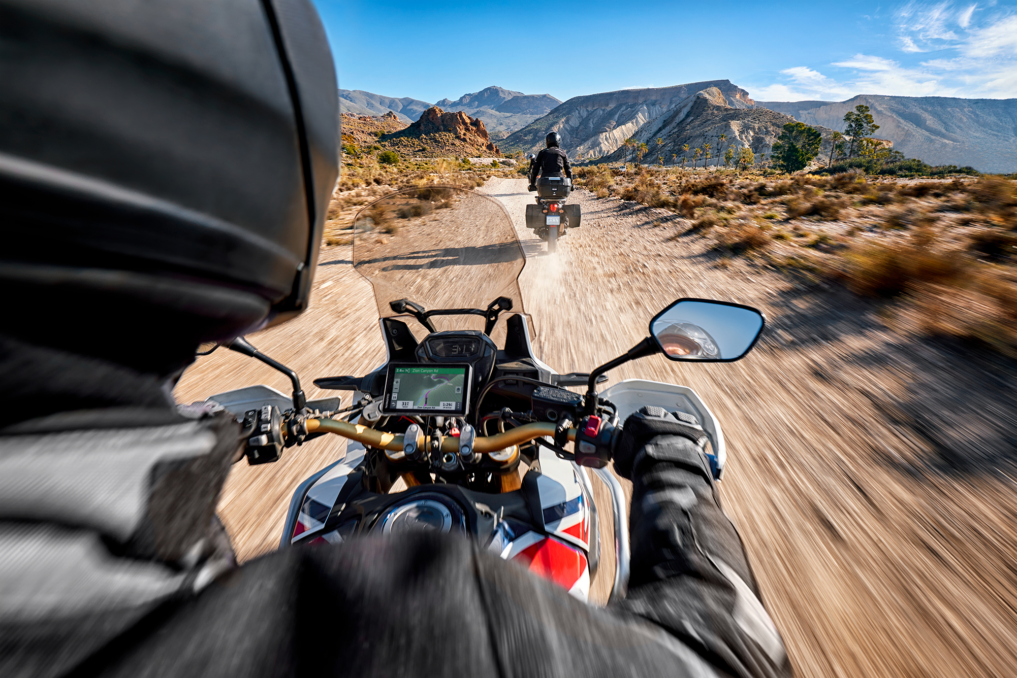 Garmin Launches Their New Zūmo XT Motorcycle GPS :: Overland News