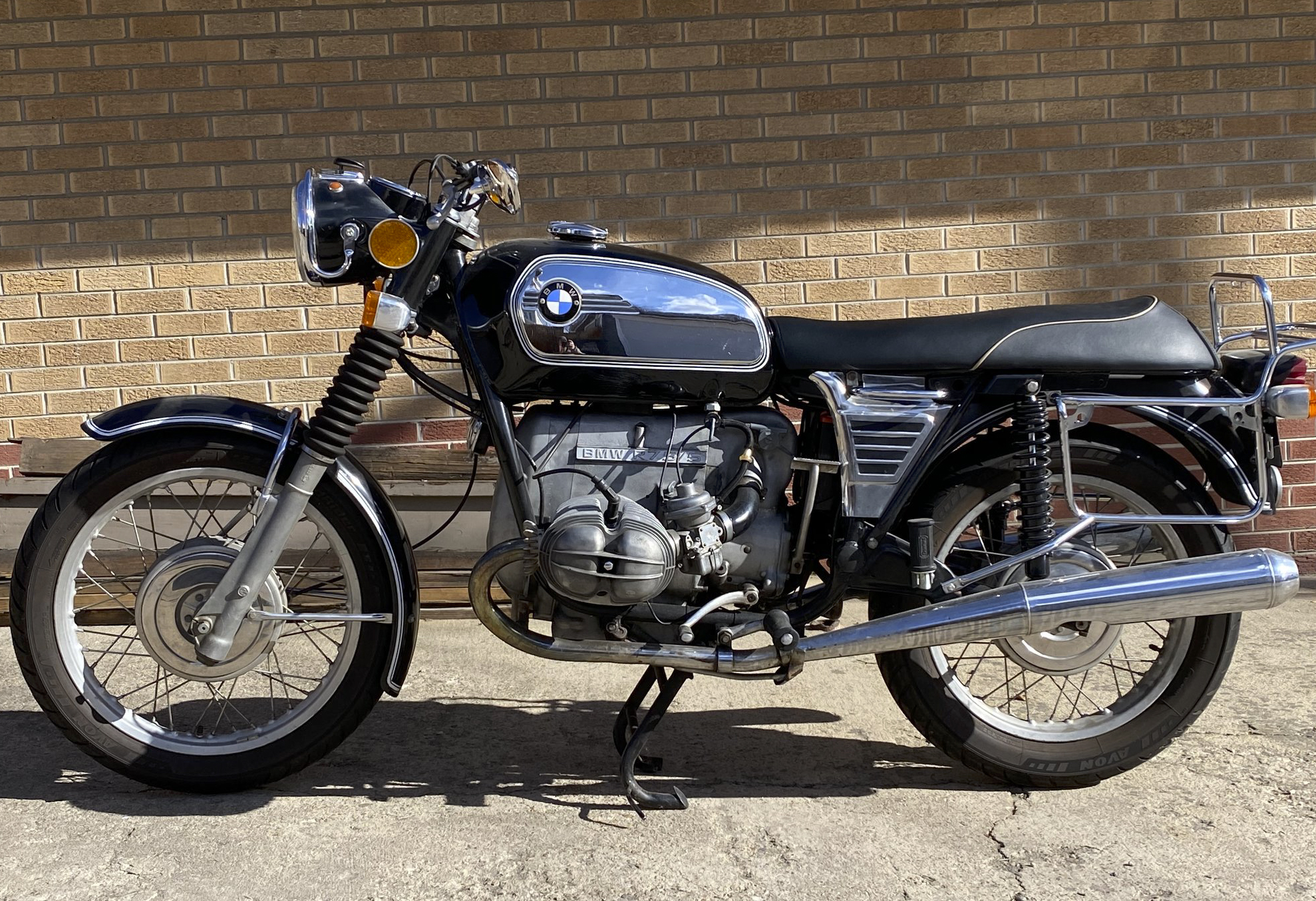 airhead, Restoring a 1973 BMW R75/5 Motorcycle