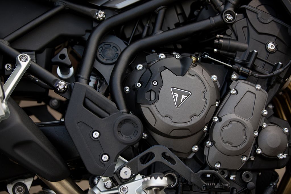 triumph tiger engine