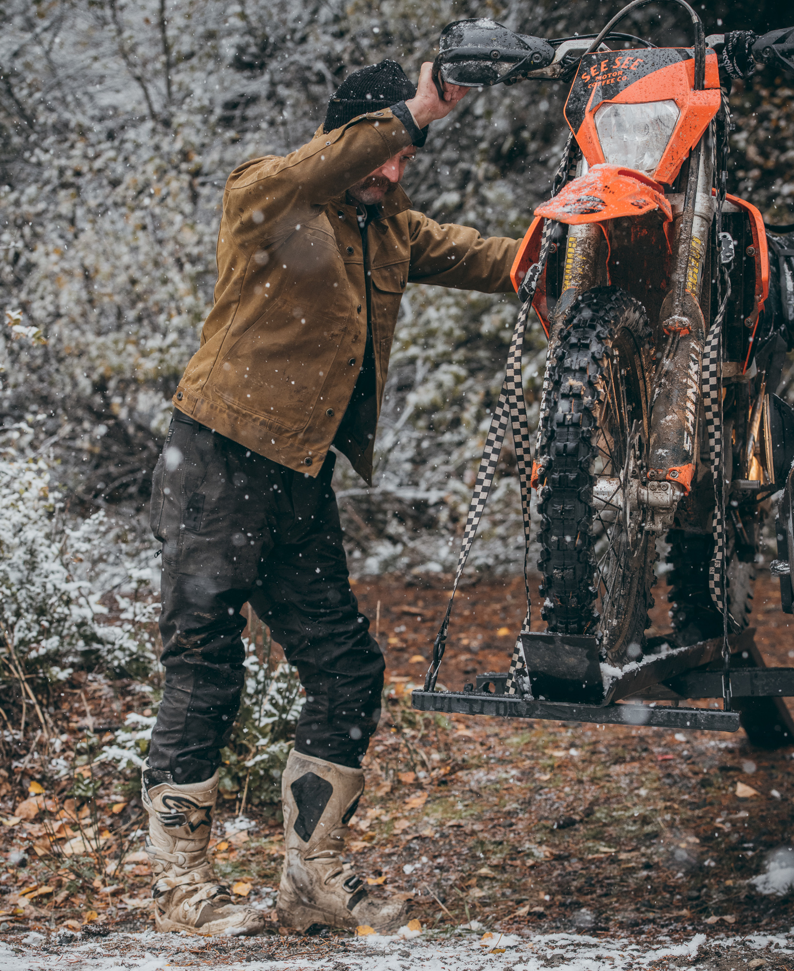 Filson Debuts Alcan Moto Collection | LaptrinhX / News