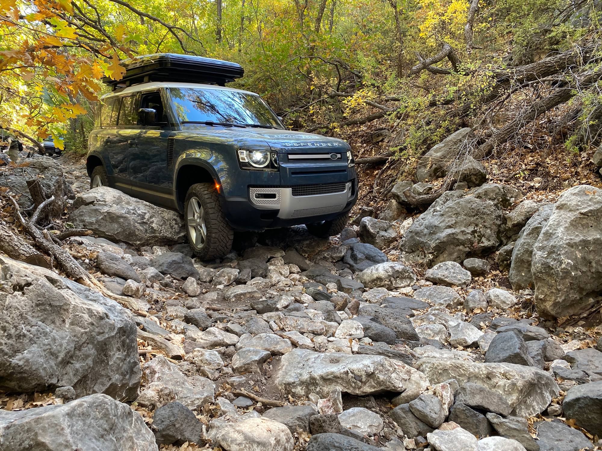 LR defender overland suv