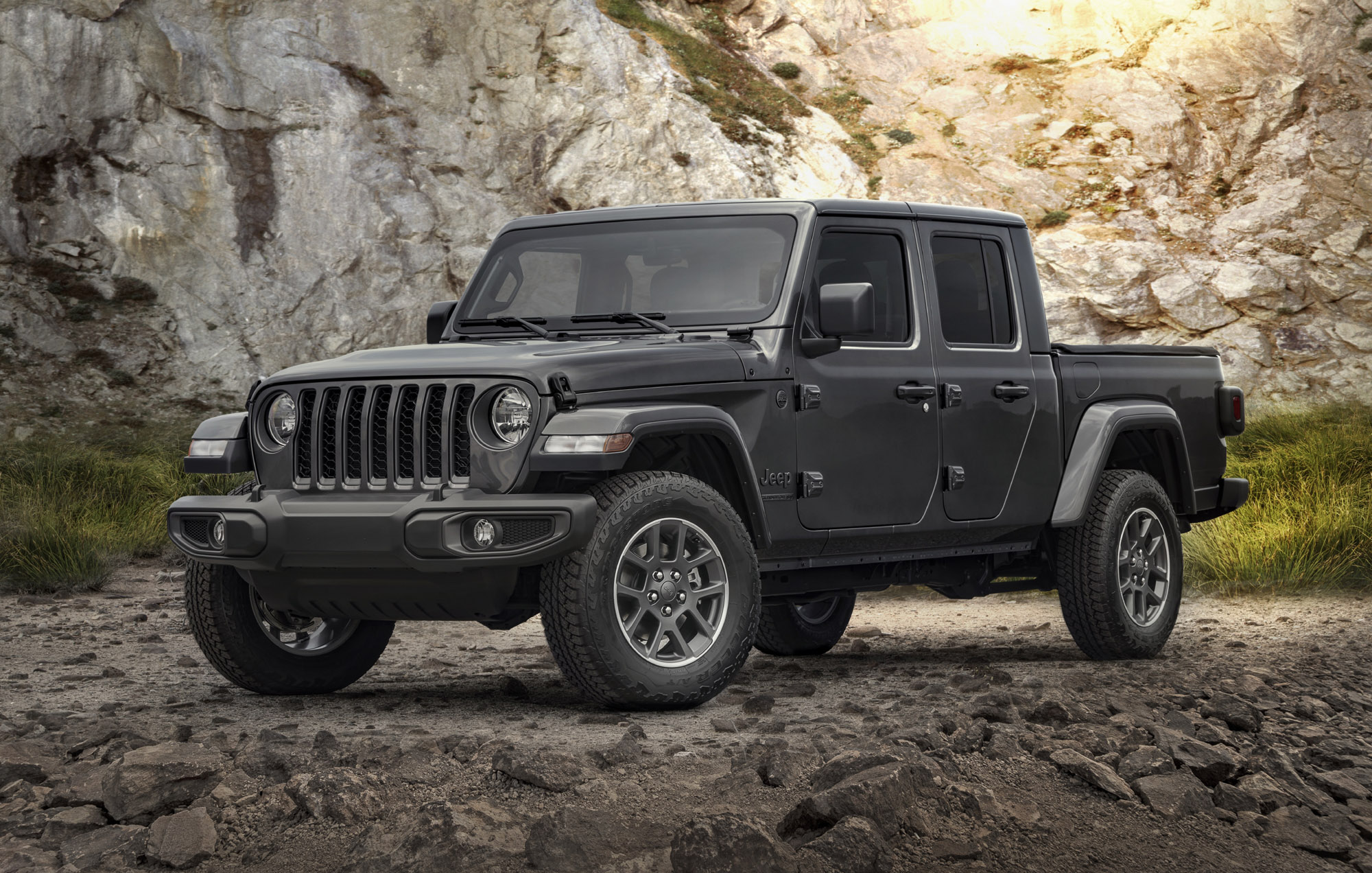 JPP Offers Gorilla Glass Replacement Windshields for Latest Wrangler &  Gladiator