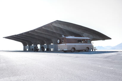 Bonneville salt flats highway stop