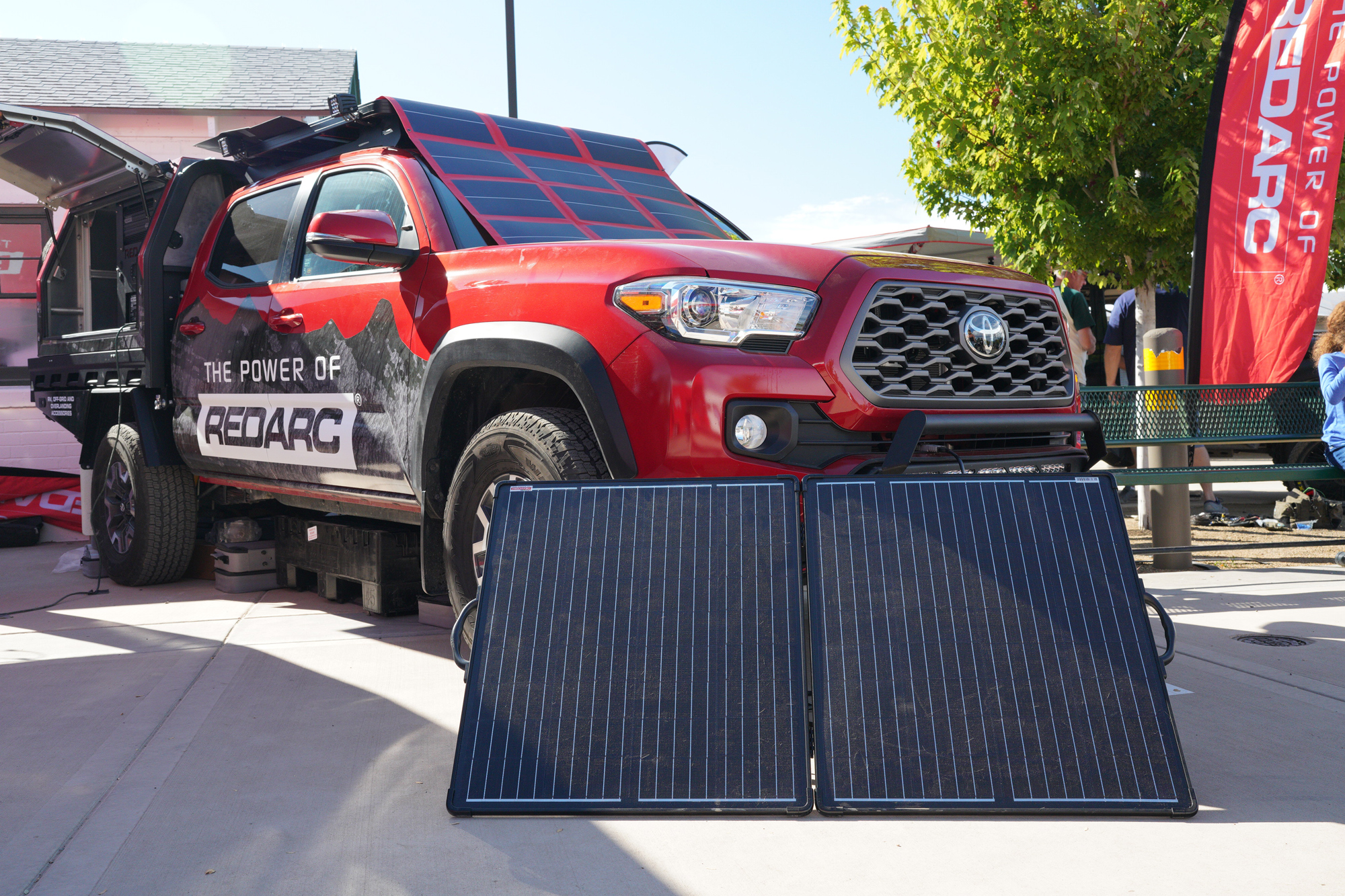 overland gear redarc solar panels