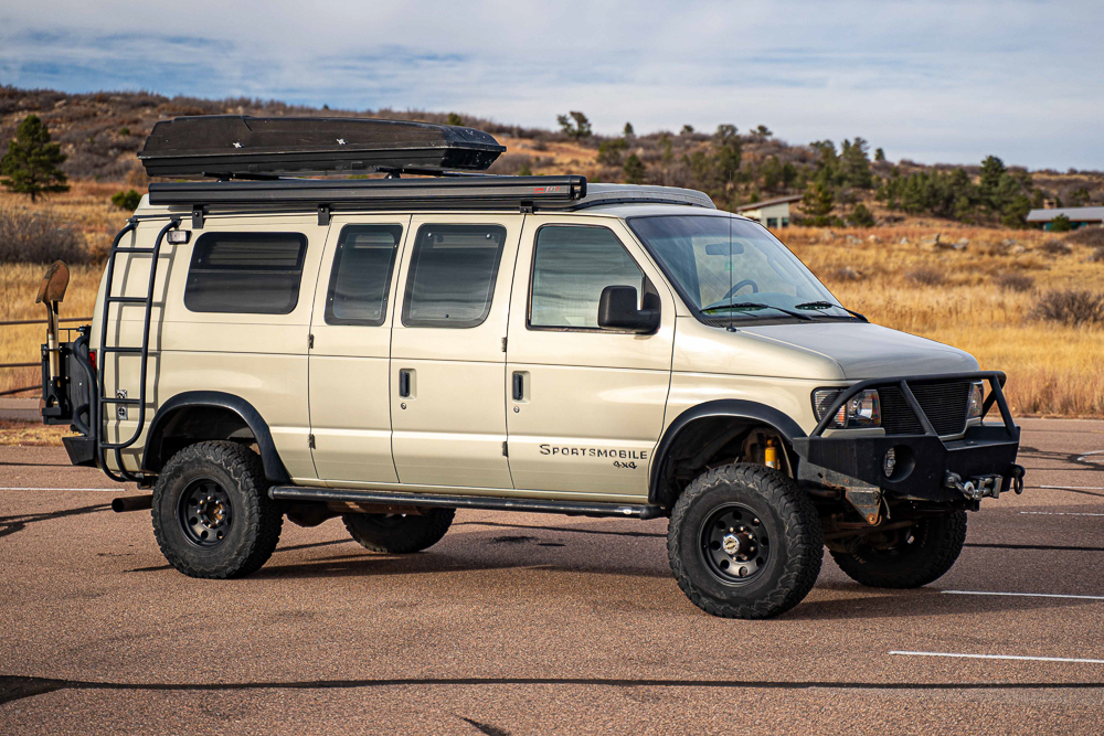 2005 ford e350 store van