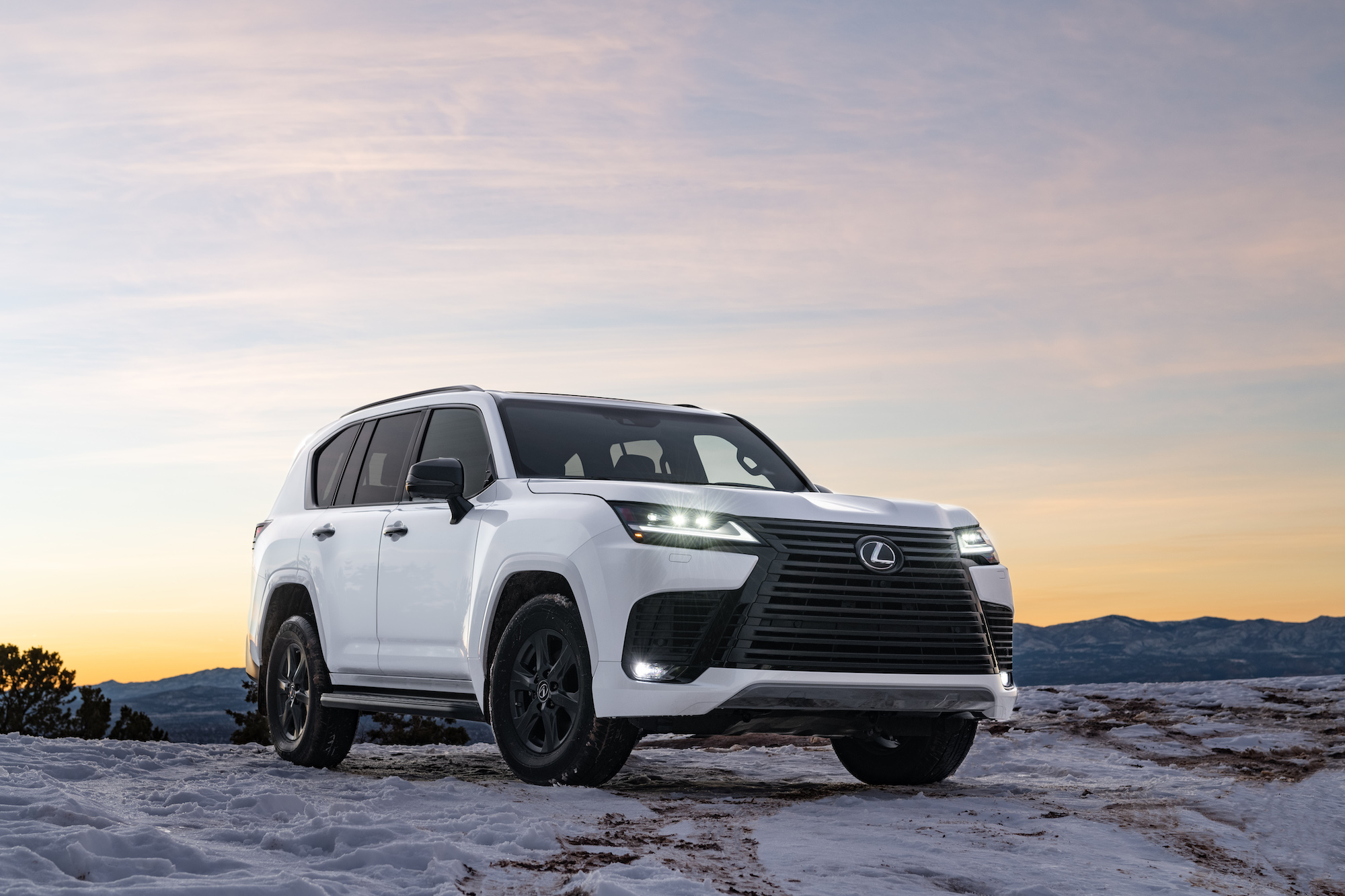 РќРѕРІС‹Р№ Lexus LX 600