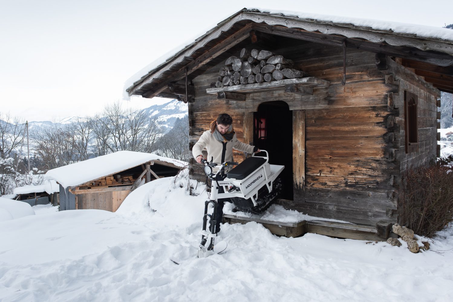 moonbikes cabin