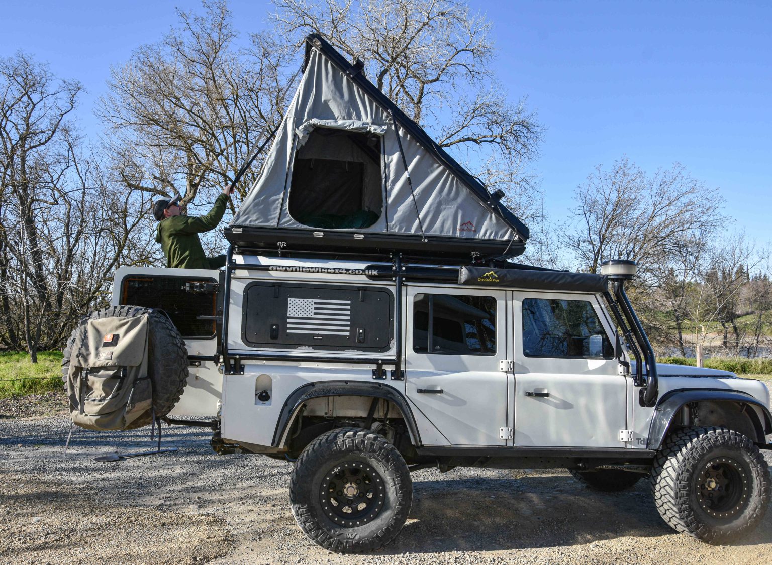 Overland Pros Baja Wedge RTT and Wraptor 270-degree Awning - Expedition ...