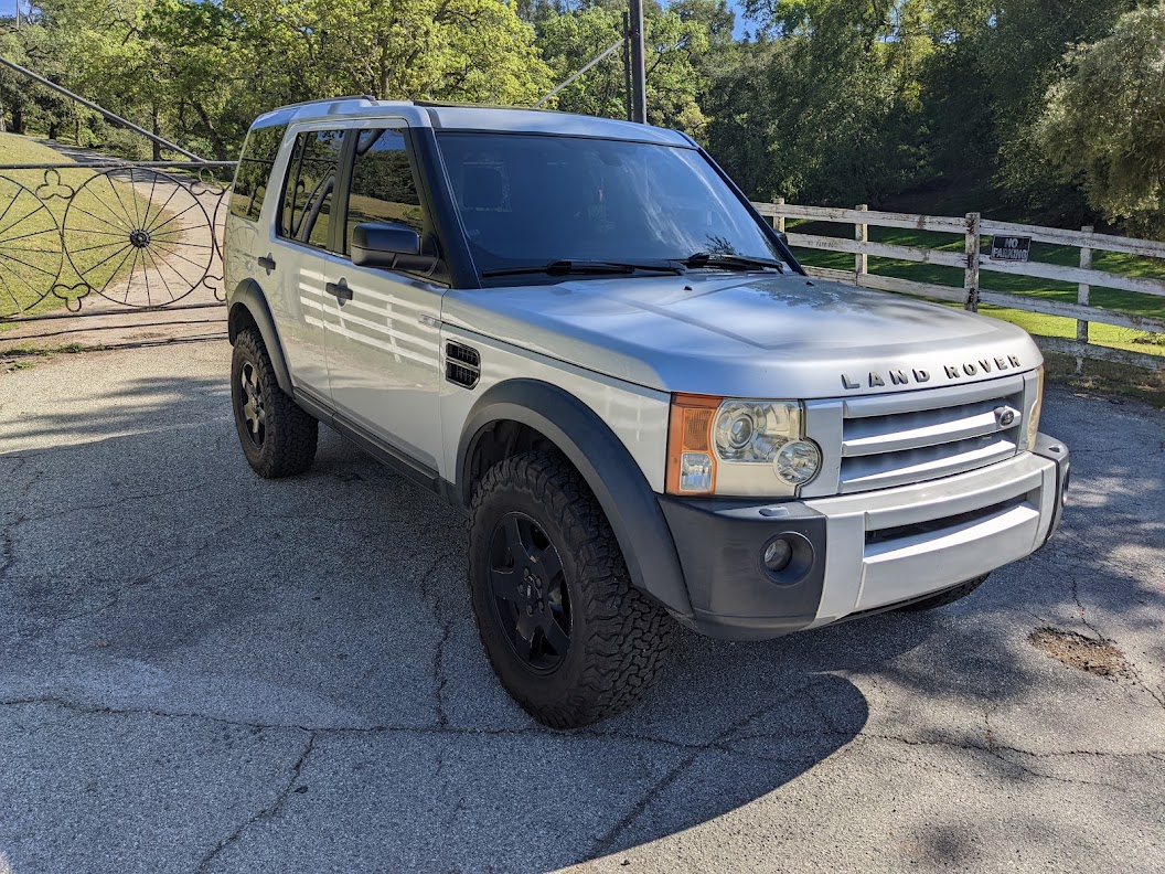 Land Rover LR3 Tires