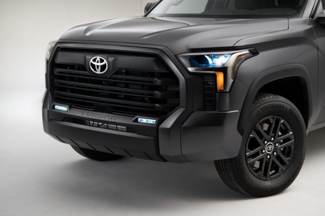 2023 Toyota Tundra SX