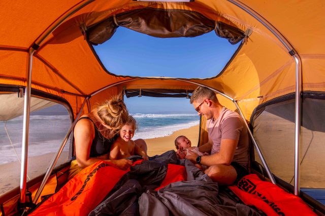 ARB hard-shell rooftop tent