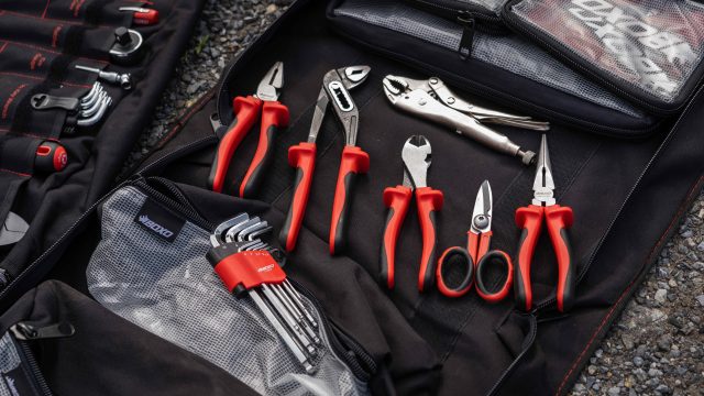 AM Toolset For 1/10 Offroad (12Pcs) With Tools Bag (AM-199447) –