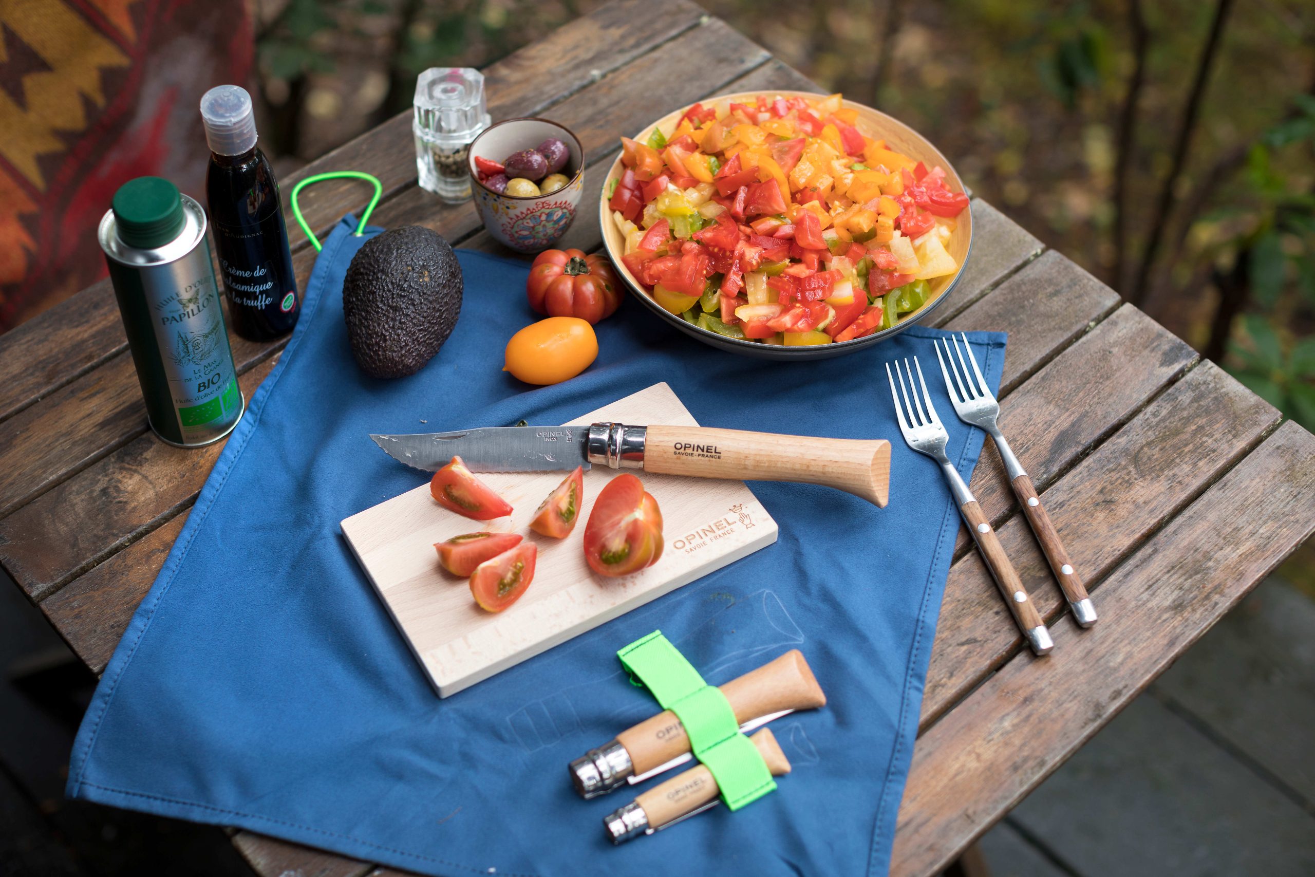 Opinel Picnic+ Set with No.08 Folding Knife