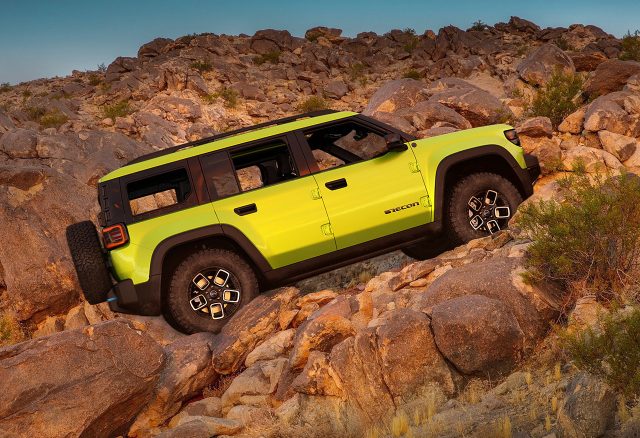 Jeep to Introduce the Ground Breaking All Electric Avenger at