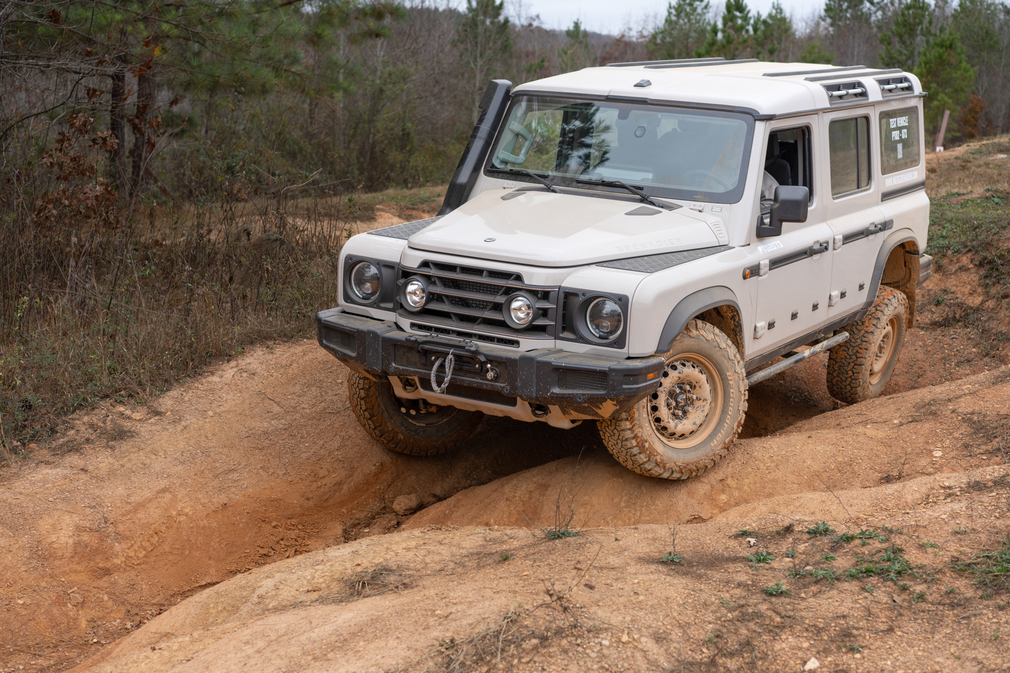 Ineos Grenadier :: Exclusive First Overland Test (Prototype