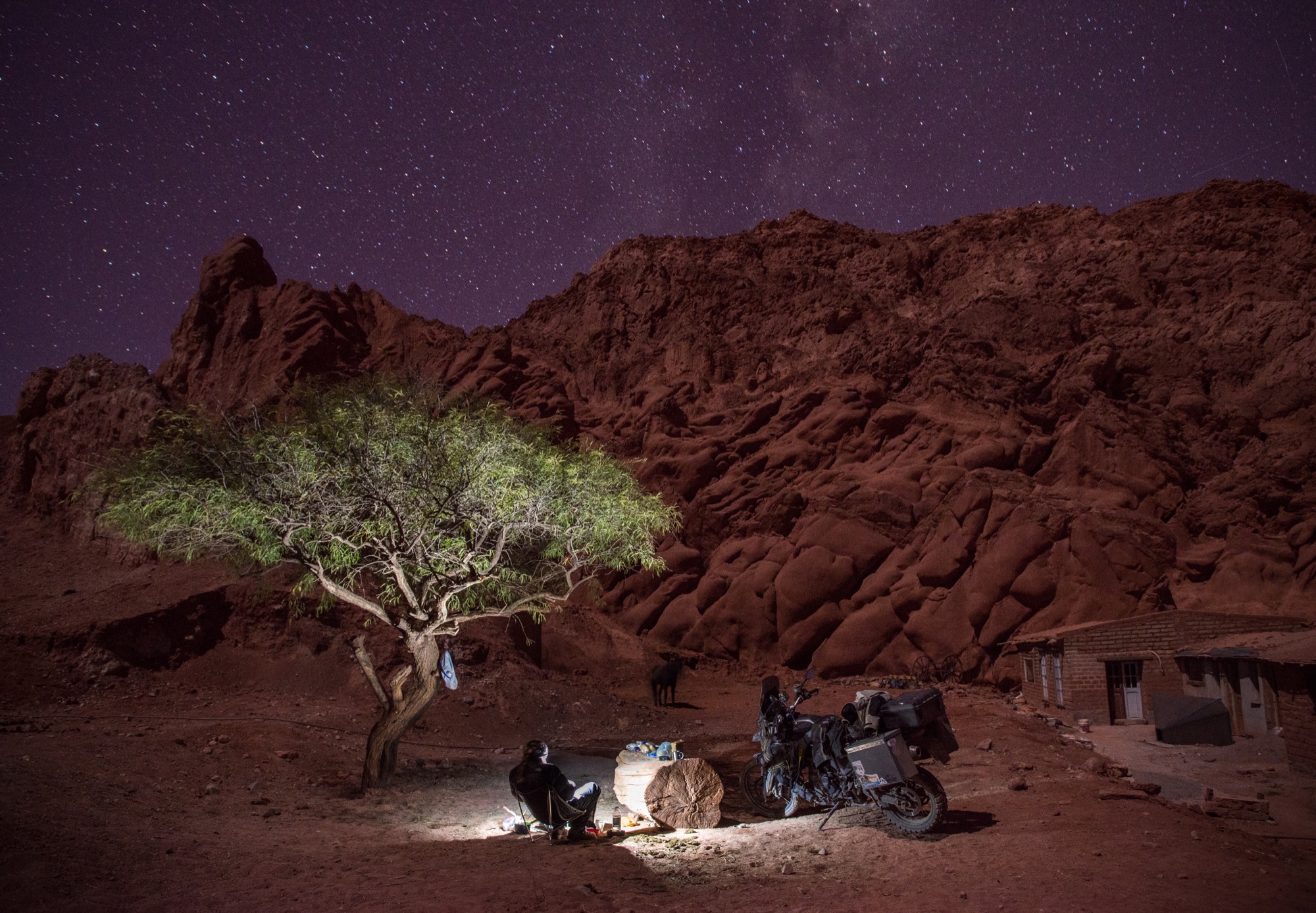 Lisa Morris and Jason Spafford desert scene