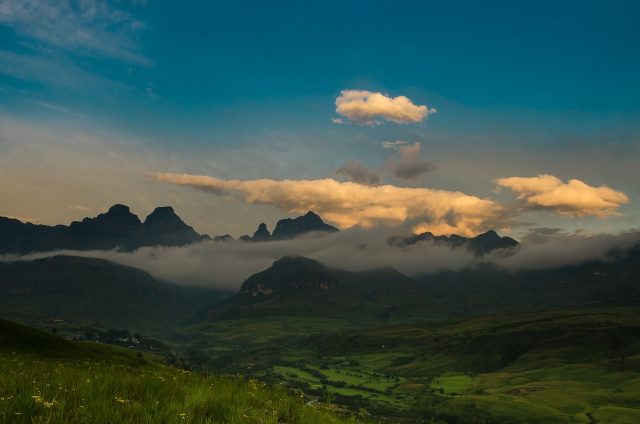 Cathedral Peak area - Ukhahlamba Drakensberg National Park… | Flickr