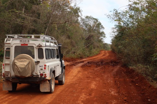 Off Road Expedition vorbereitet 2012 Land Rover Defender 110 mit