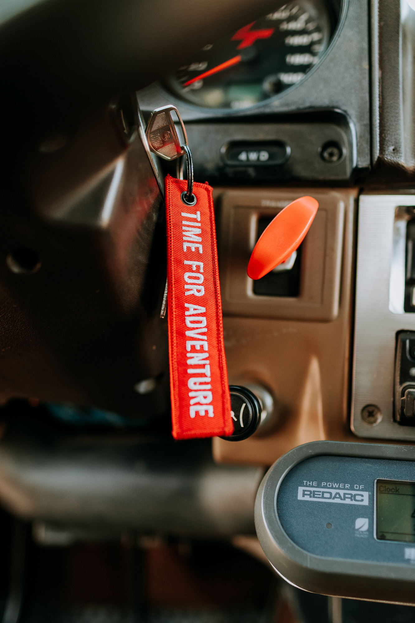 Toyota FJ62 ignition