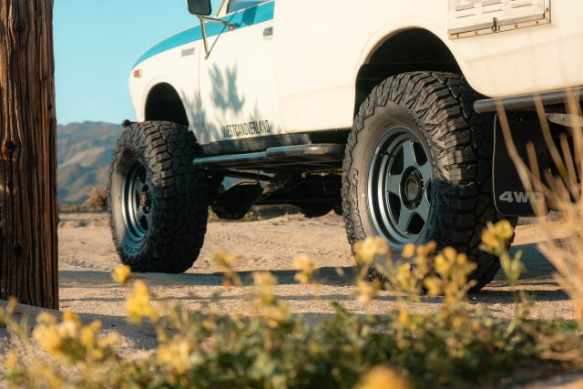 Land Cruiser Chinook tires