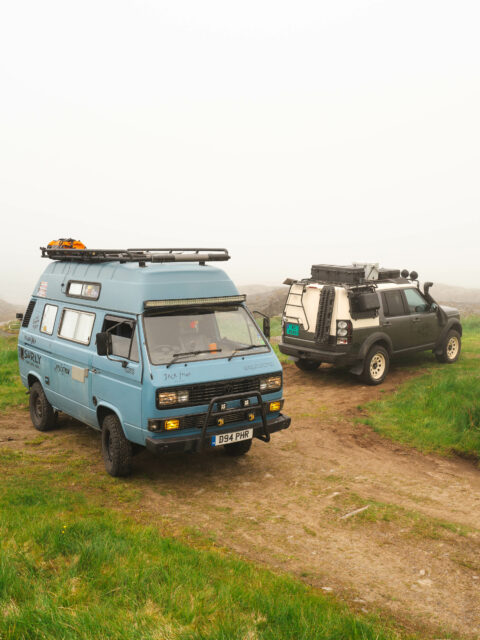 Land Rover Discovery and Volkswagen Syncro