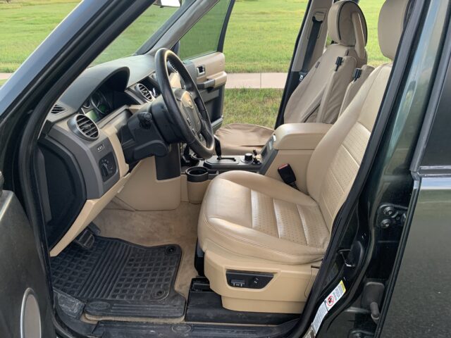 Land Rover LR3 interior