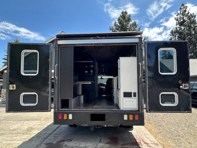 Ford E-450 camper