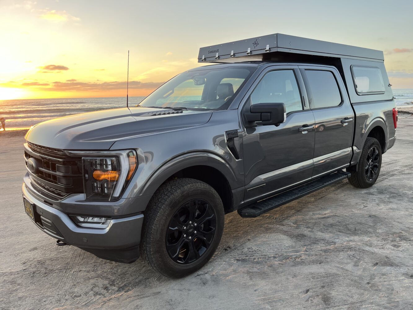 FORD F150 CAMPER in the Desert @4xoverland 