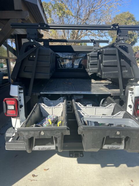 Jeep Gladiator bed