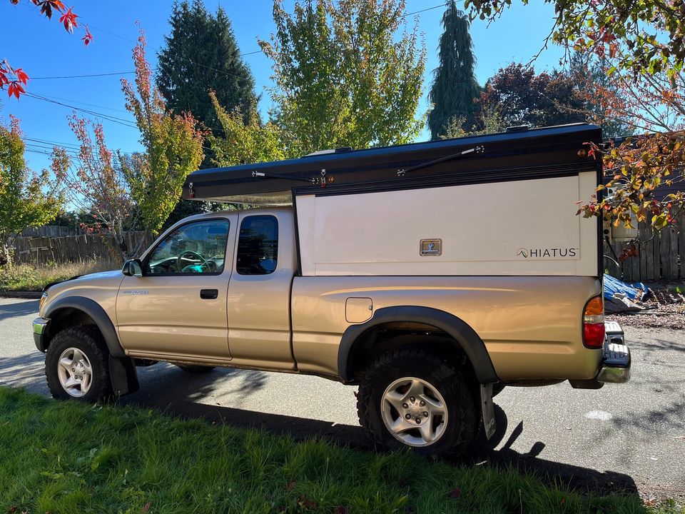 Tacoma pop outlet up camper shell