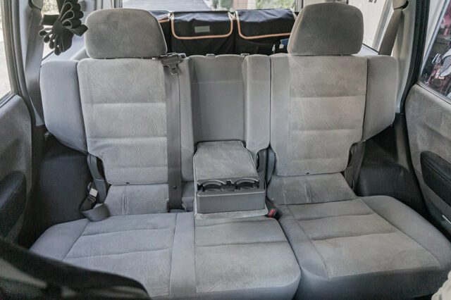 Mitsubishi Montero rear seats 