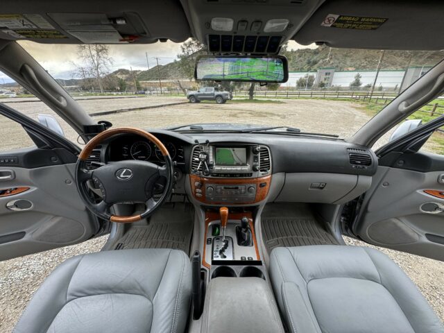 Lexus Lx470 interior 