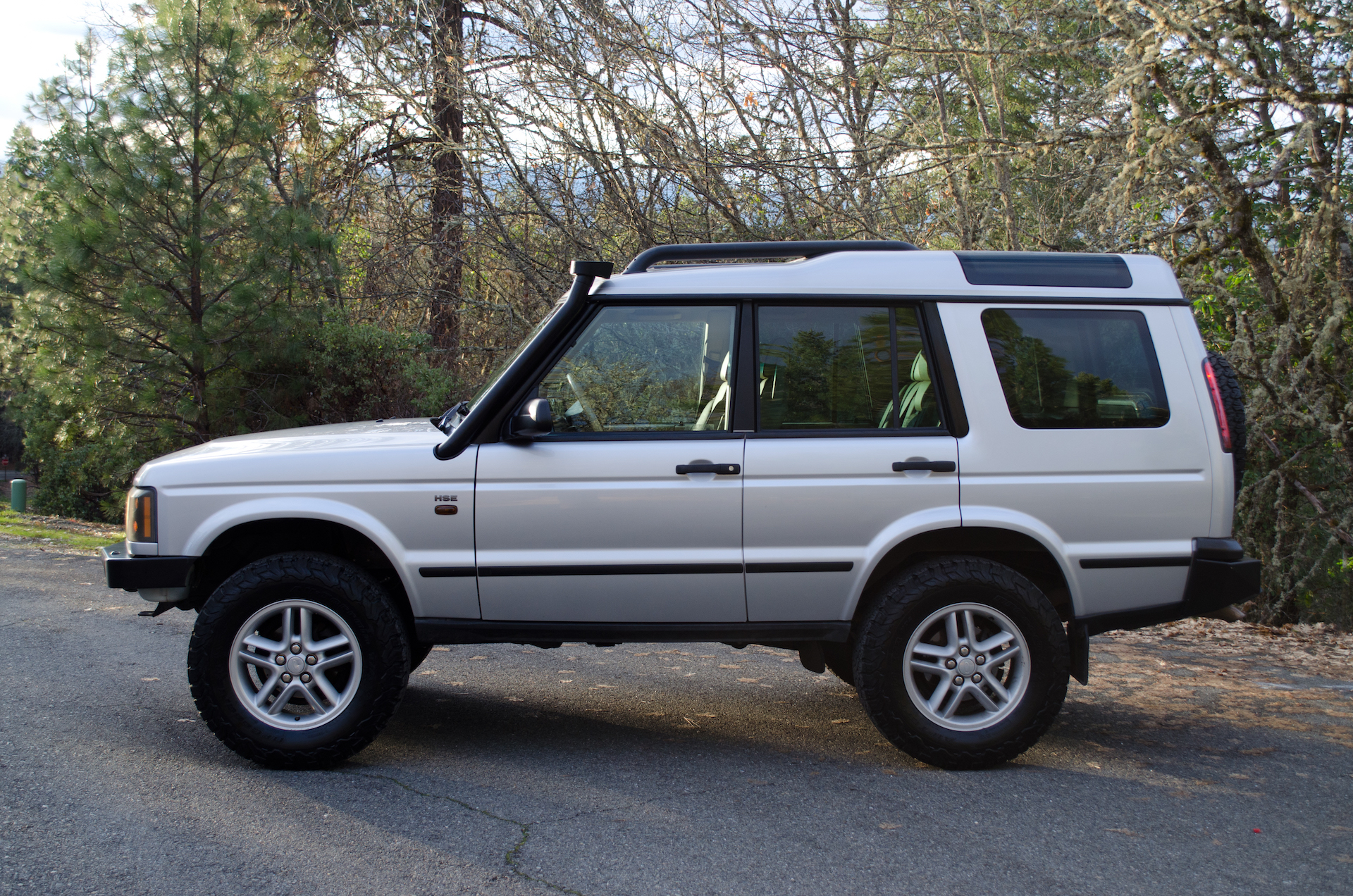 Land Rover Discovery II overland build